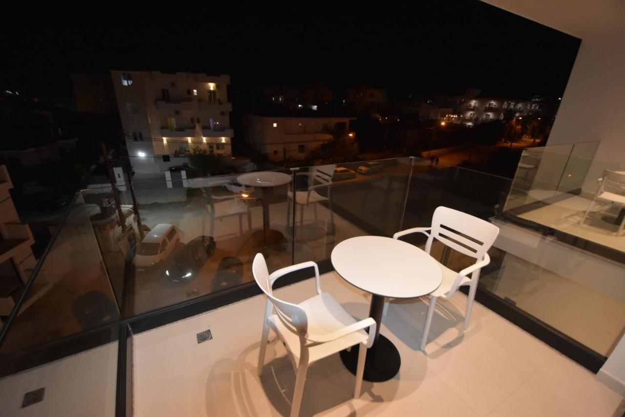 Agimi Hotell