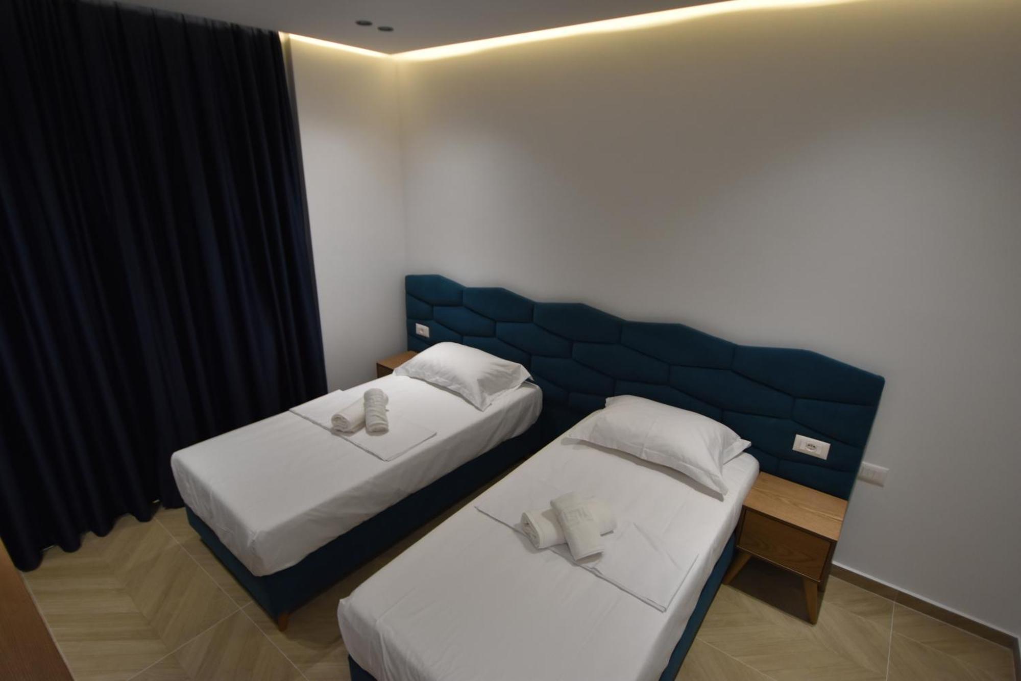 Hotell Agimi 4*