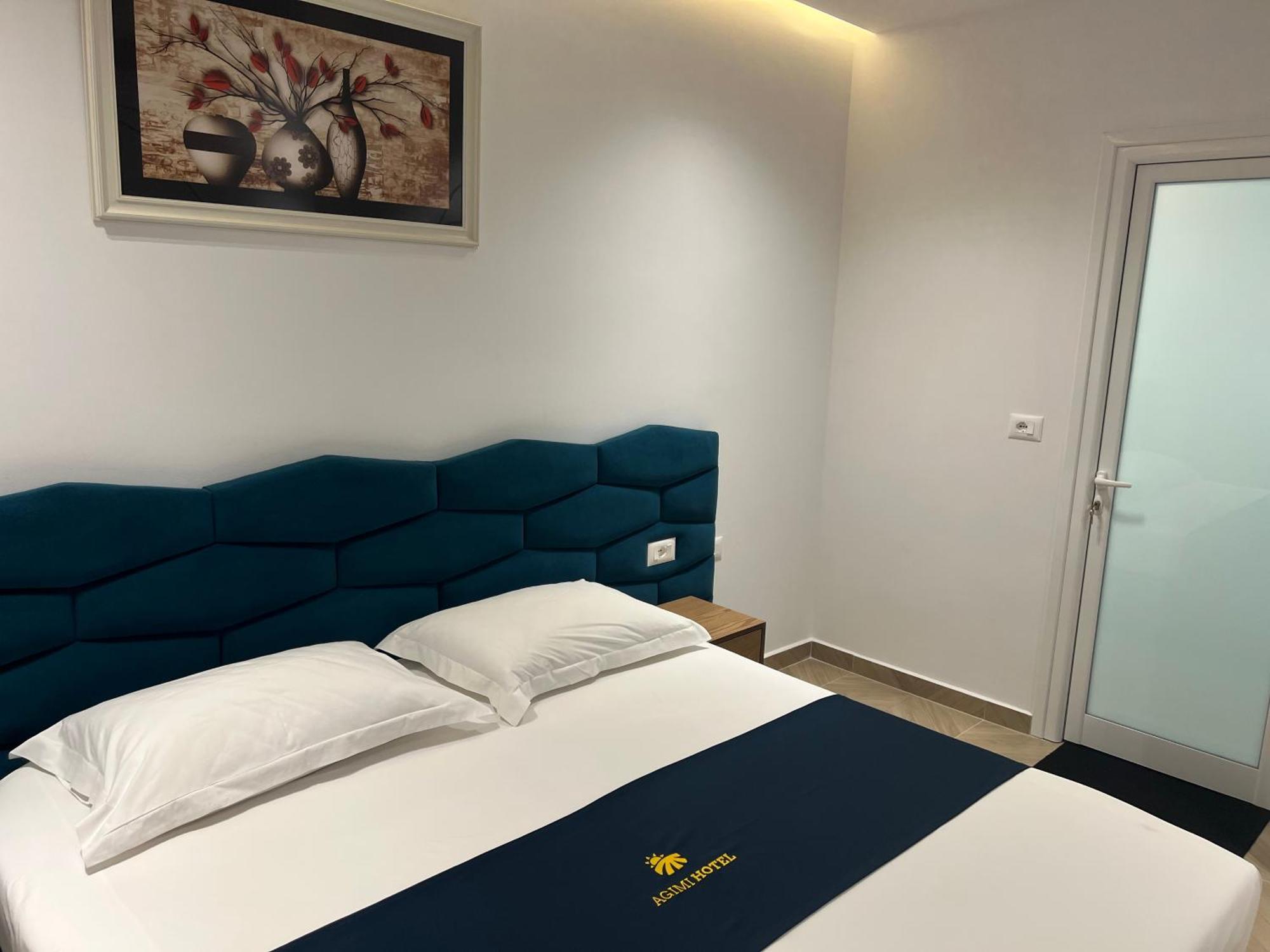 Agimi Hotell 4*